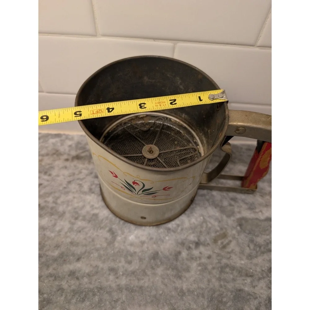 Vintage ANDROCK Hand-i-Sift‎ Flour Sifter Red Handle Farmhouse USA